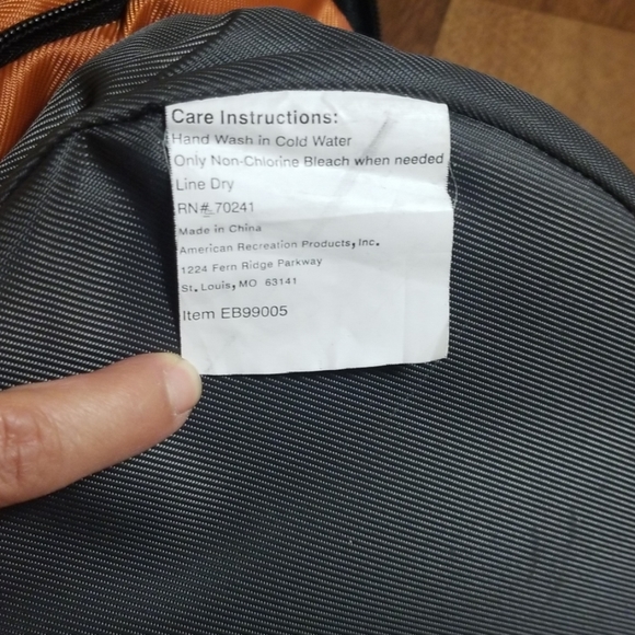 Eddie Bauer Dog Drawstring Bag - Picture 6 of 8